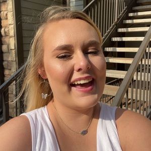Meet your Posher, Ginna